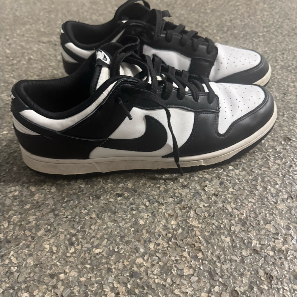 Nike Men's Black and White Sneakers shoes dunk pandas